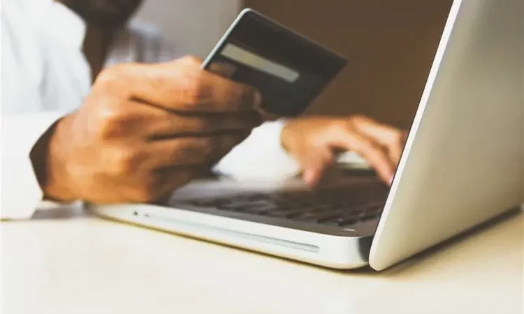 How Do You Protect Your Credit Card Against Online Fraud
